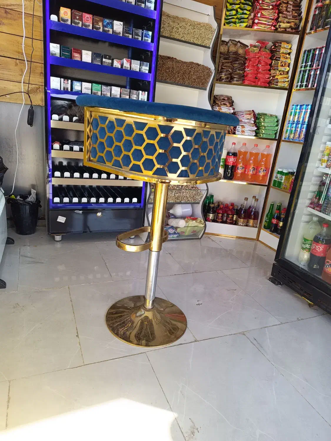 صندلی اوپنی|صندلی و نیمکت|زاهدان, |دیوار