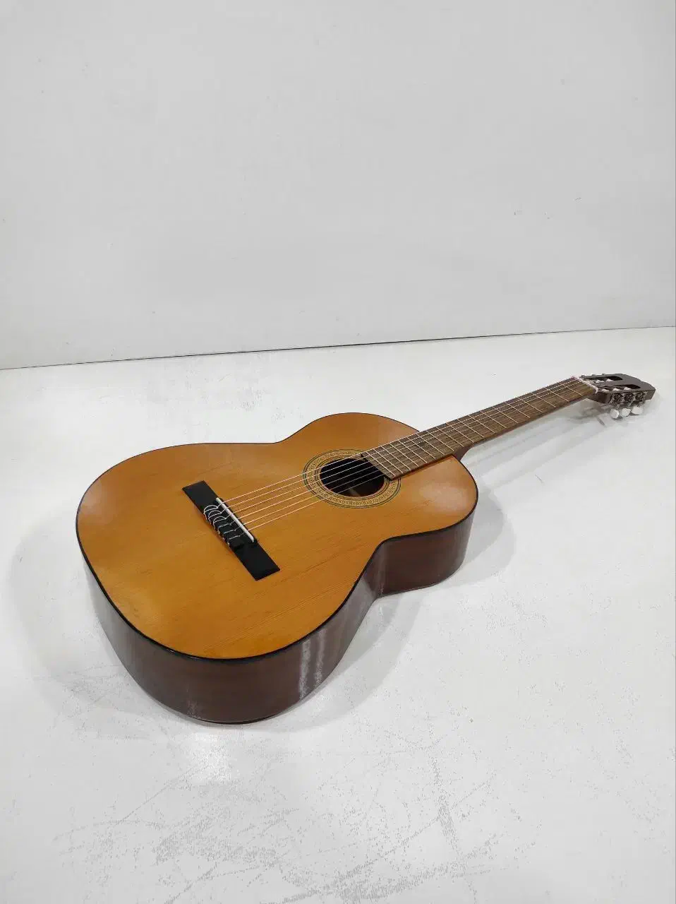 گیتار آریا SP2|گیتار، بیس، امپلیفایر|تهران, استقلال|دیوار