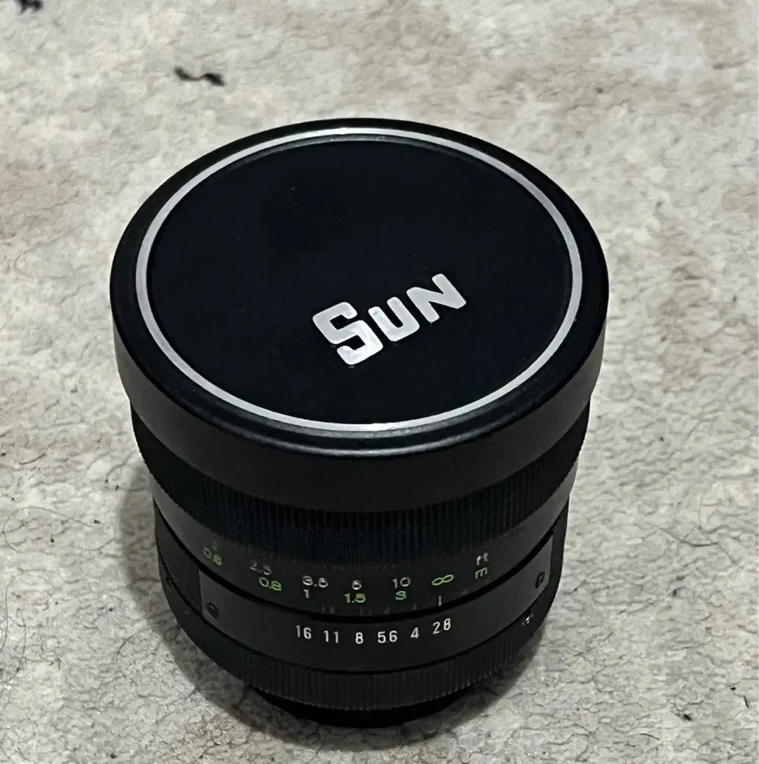 لنز ۲۴ آنالوگ ژاپنی با اف ۲.۸|دوربین عکاسی و فیلمبرداری|شیراز, میانرود|دیوار