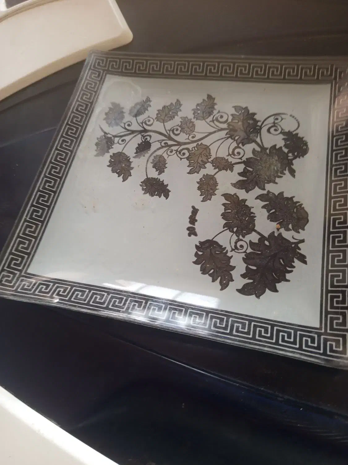 بشقاب میوه خوری شیک وگلدار|ظروف سرو و پذیرایی|یاسوج, |دیوار