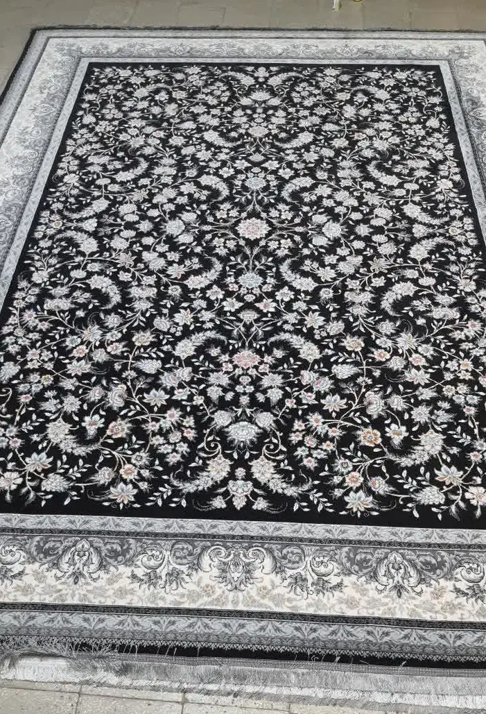 فرش تکی ۱۲ متری (تخفیفی)|فرش|خرمآباد, |دیوار