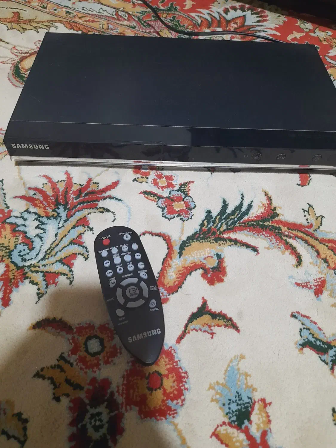 دستگاه دی وی دی و فلش خور، سامسونگ کاملا سالم|پخش‌کننده DVD و ویدیو|رشت, جهاد|دیوار