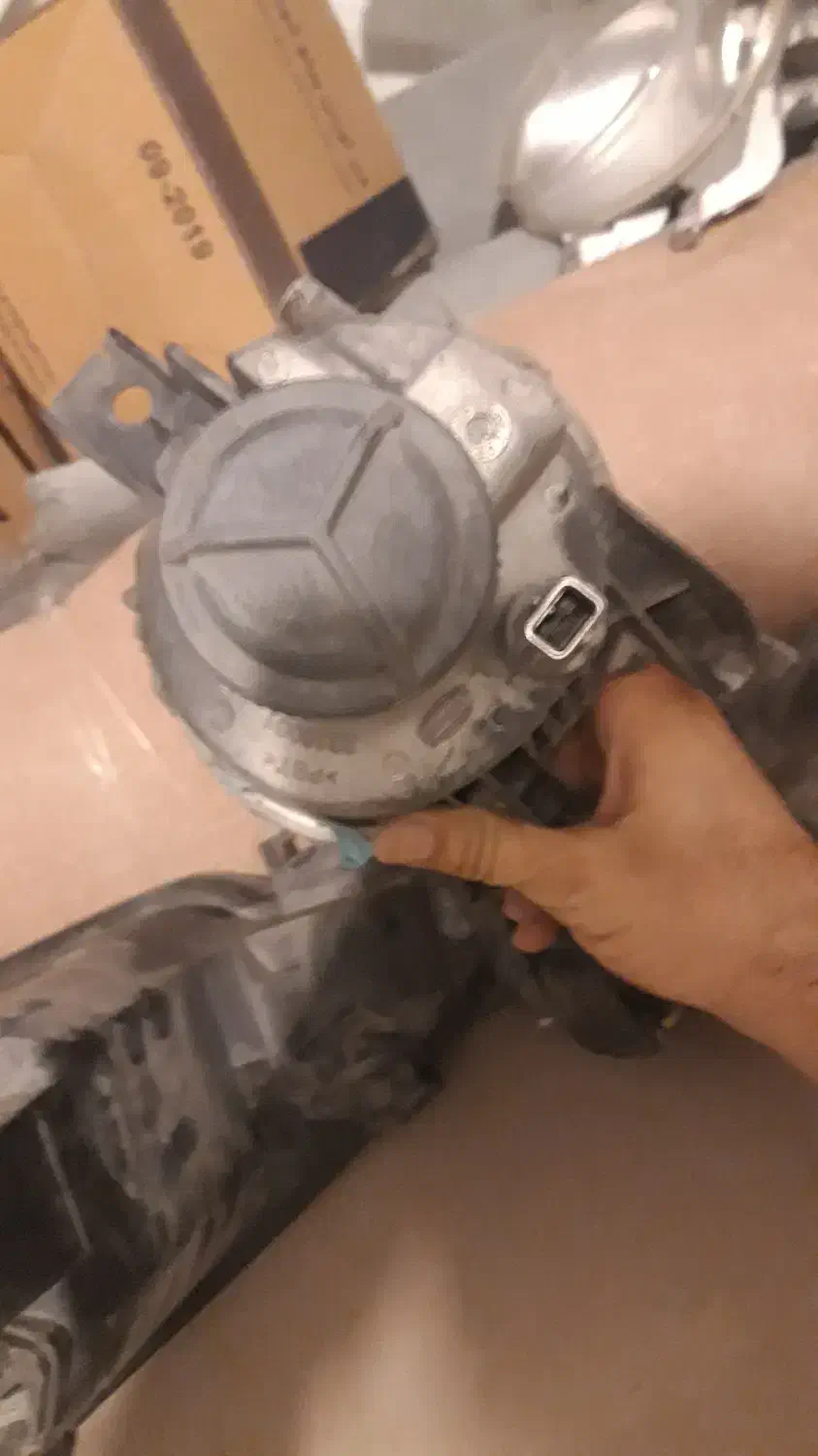 چراغ ومه شکن بالامپ وپرژکتور۲۰۶|قطعات یدکی و لوازم جانبی|کاشان, فاز ۱ ناجی آباد|دیوار