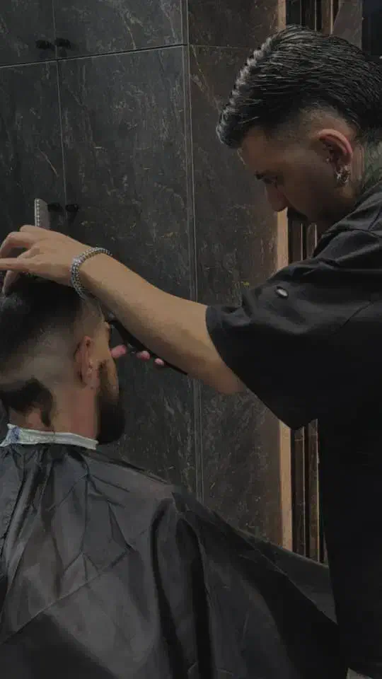 تخفیف ۵۰ ٪ احیا ،کراتین پروتئینه ی مو و ریش آقایان|خدمات آرایشگری و زیبایی|تهران, علم و صنعت|دیوار