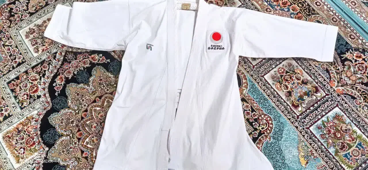 یک عدد لباس مخصوص کاتا کاراته|تجهیزات ورزشی|کلاچای, |دیوار