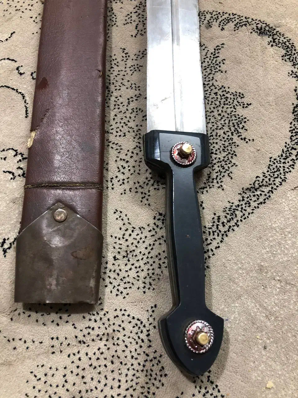 چاقو زنجان با غلاف فابریک|کلکسیون اشیاء عتیقه|ورامین, ورامین|دیوار