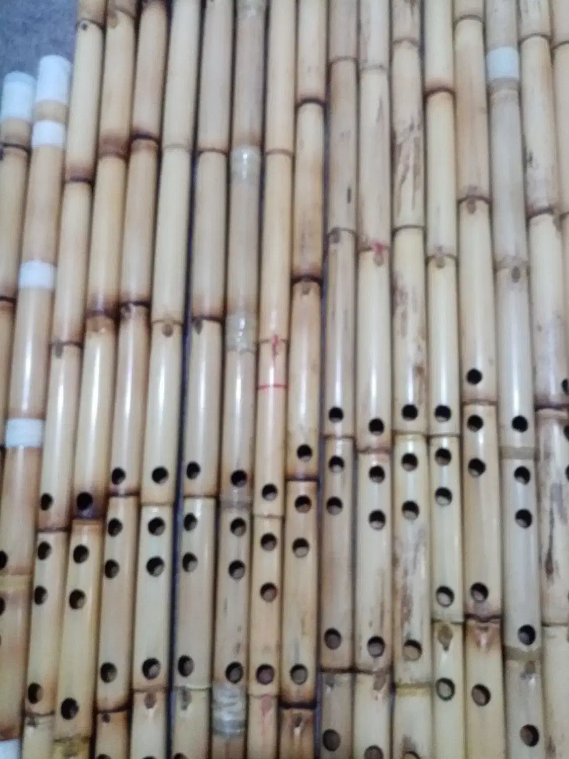 نی هفت بند|سازهای بادی|نجفآباد, یزدانشهر|دیوار