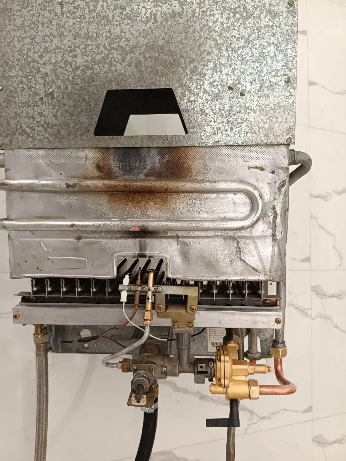 آبگرمکن و پکیج|خدمات پیشه و مهارت|اصفهان, شهرک میلاد|دیوار