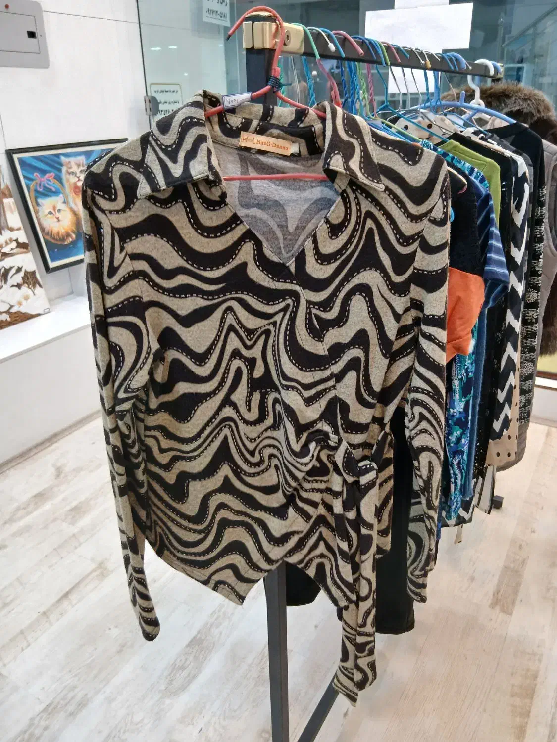 تعدادی لباس زنانه مانتو پاف پیراهن شلوار|لباس|شیراز, شهرک قمشه|دیوار