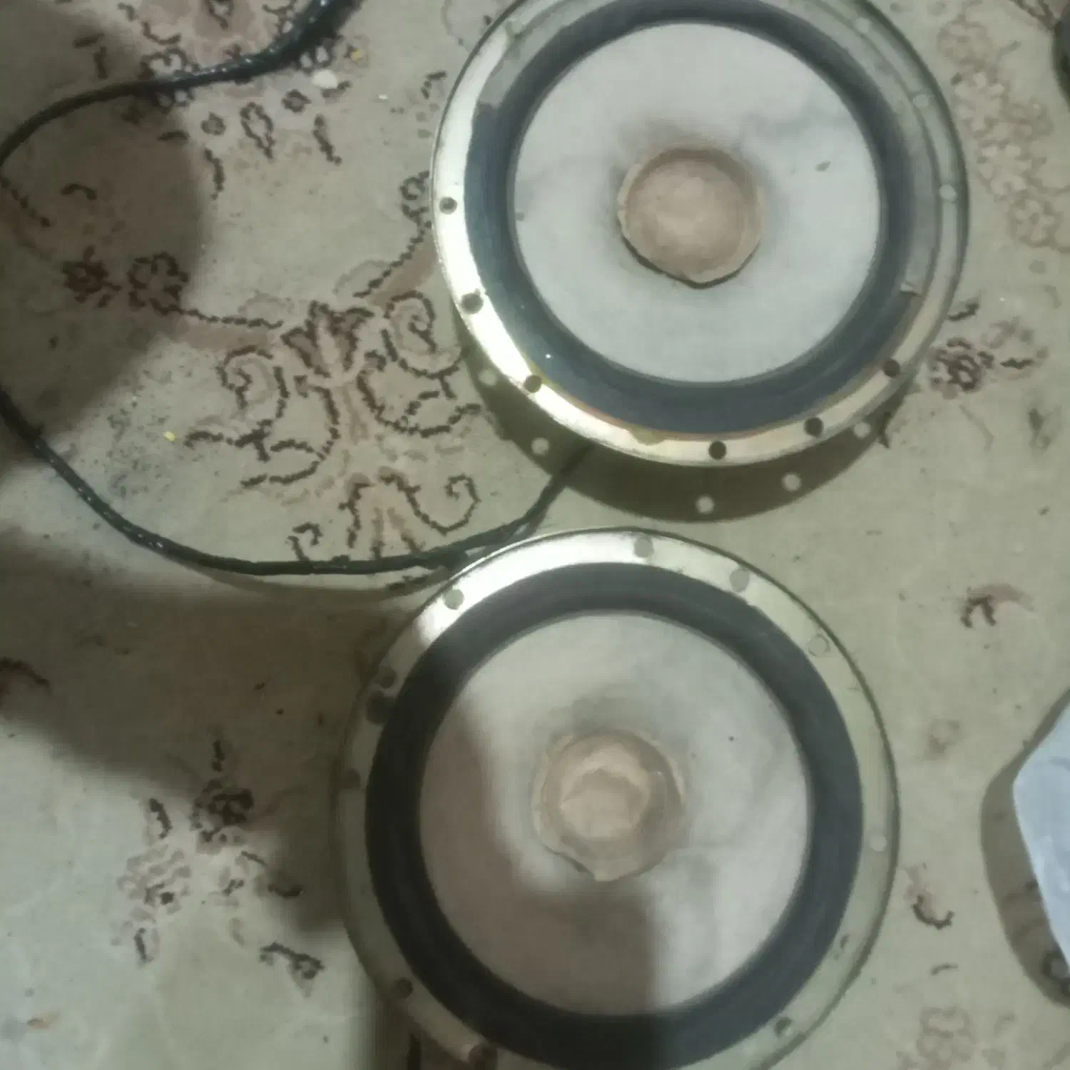 جک روغنی  و باند تاقچه عقب سمند|قطعات یدکی و لوازم جانبی|رشت, پیرکلاچای|دیوار