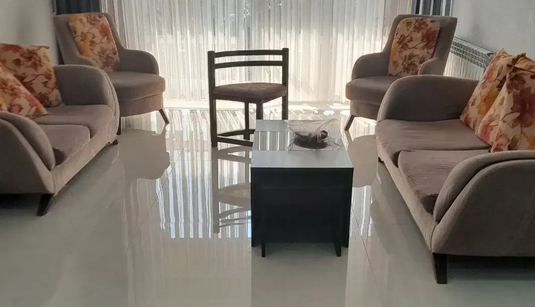 مبل ۷نفره شرکتی|مبلمان خانگی و میز عسلی|کرج, عظیمیه|دیوار