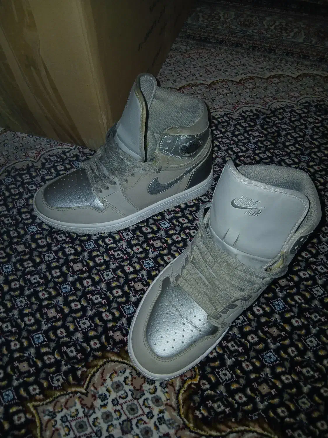 نایک|کیف، کفش، کمربند|کرج, عظیمیه|دیوار