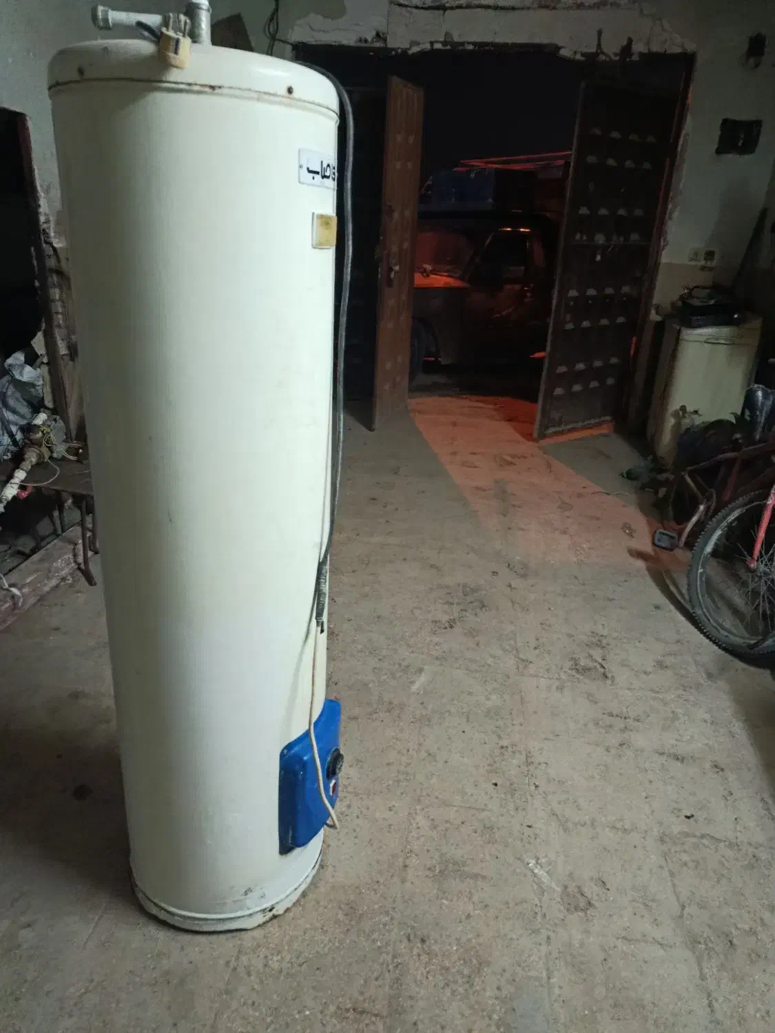 آب گرمکن برقی|آبگرمکن، پکیج، شوفاژ|آبادان, |دیوار