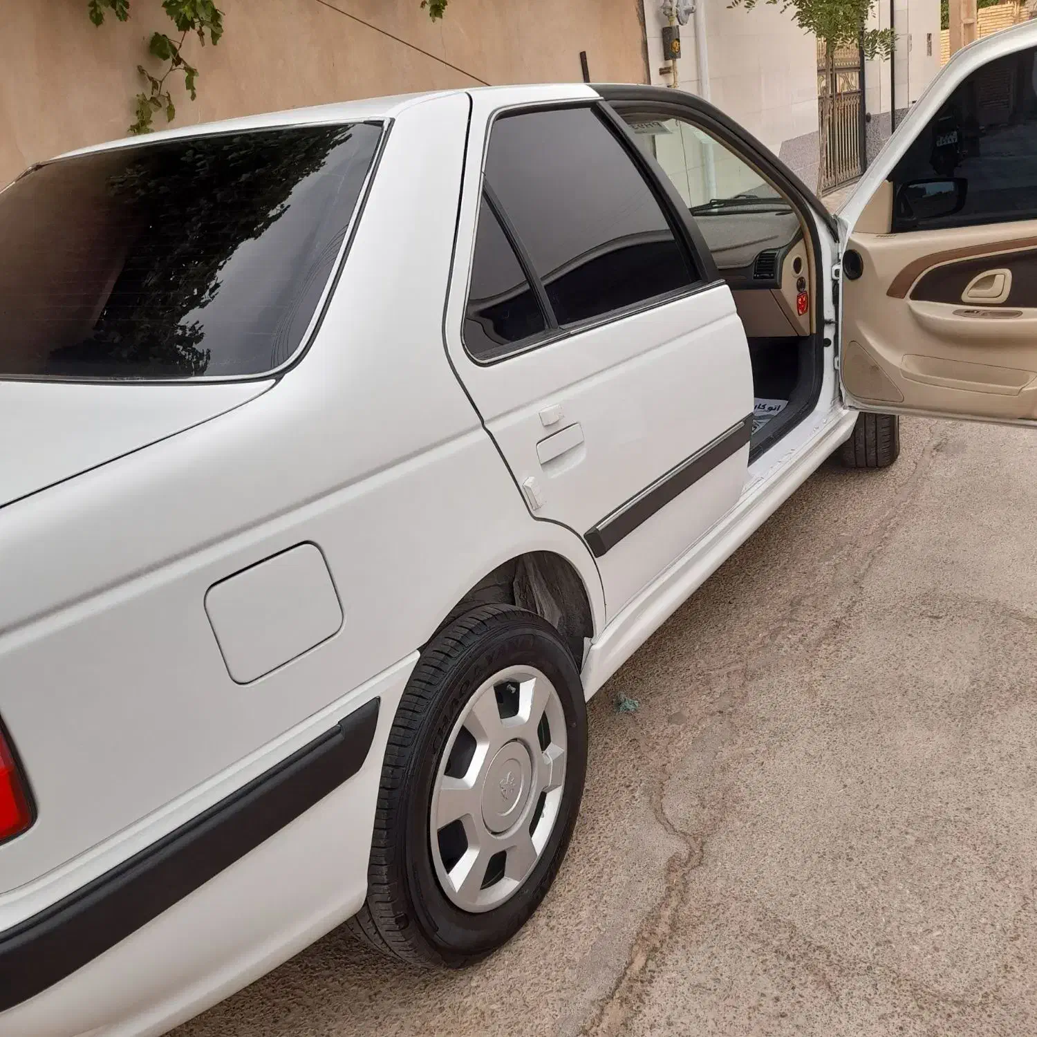 پارس موتور جدید ۴۰۲|خودرو سواری و وانت|یزد, |دیوار