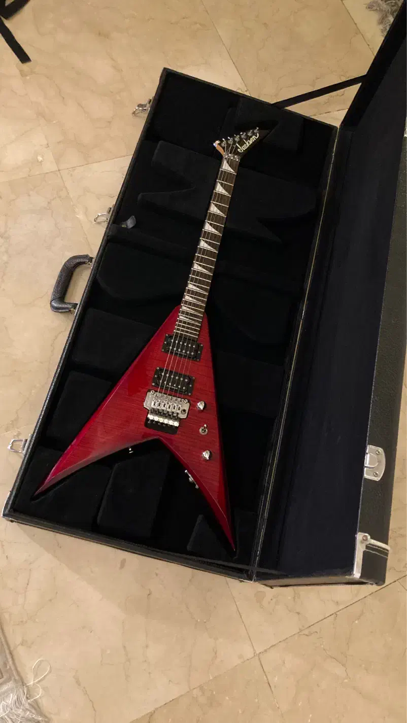 Jackson king kvx10|گیتار، بیس، امپلیفایر|تهران, پاسداران|دیوار