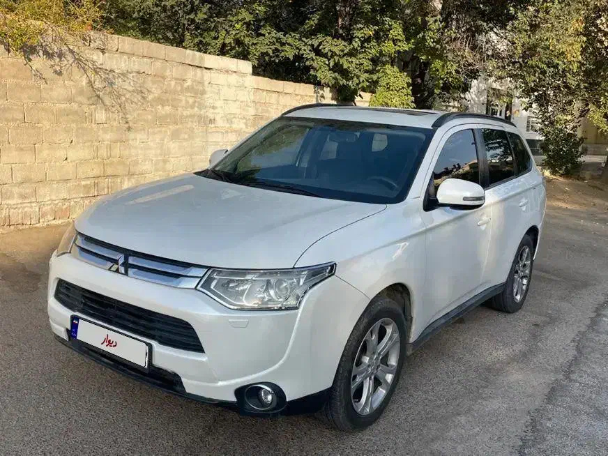 میتسوبیشی اوتلندر|خودرو سواری و وانت|شیراز, چوگیاه‎|دیوار