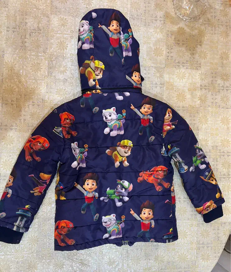 کاپشن( سگهای نگهبان)|کفش و لباس بچه|تبریز, |دیوار