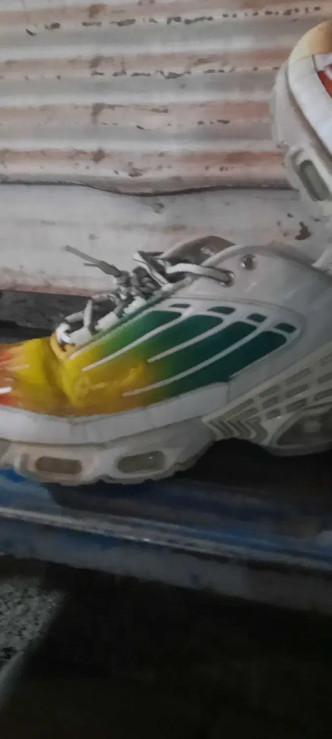 Nike|کیف، کفش، کمربند|اندیشه, اندیشه فاز ۱|دیوار