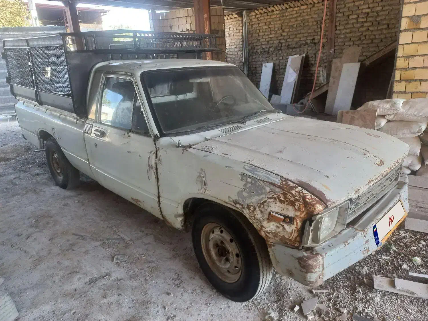 تویوتا ۱۹۸۳|خودرو سواری و وانت|گلپایگان, |دیوار