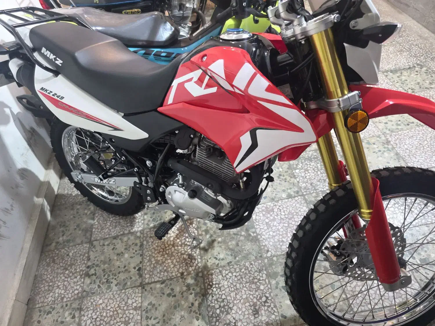 mkz250 مدل ۴۰۴|موتورسیکلت|کنگاور, |دیوار