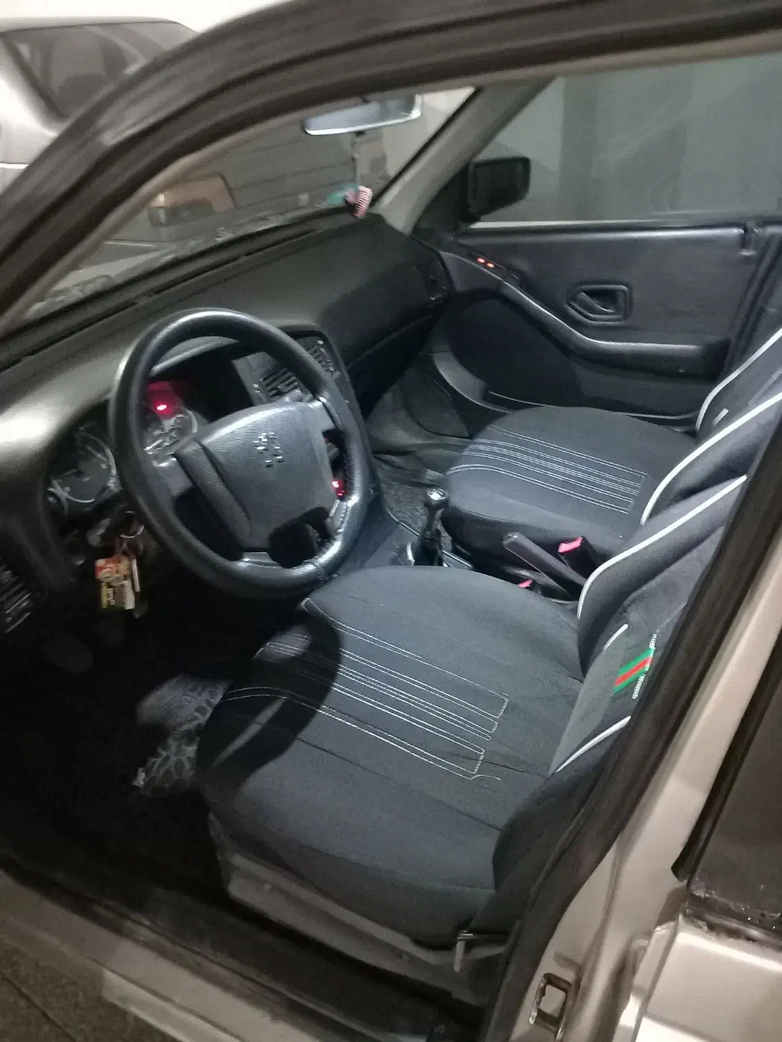 پژو۴۰۵ مدل ۸۴|خودرو سواری و وانت|قدس, شهرقدس|دیوار