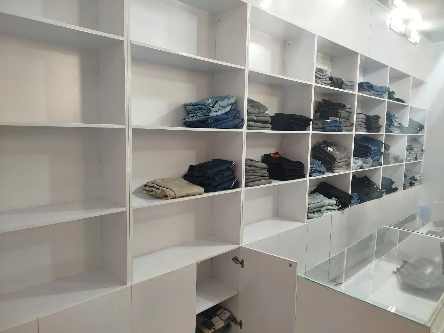 دکورا  پرو ویترین|حراج|پیر بکران, |دیوار