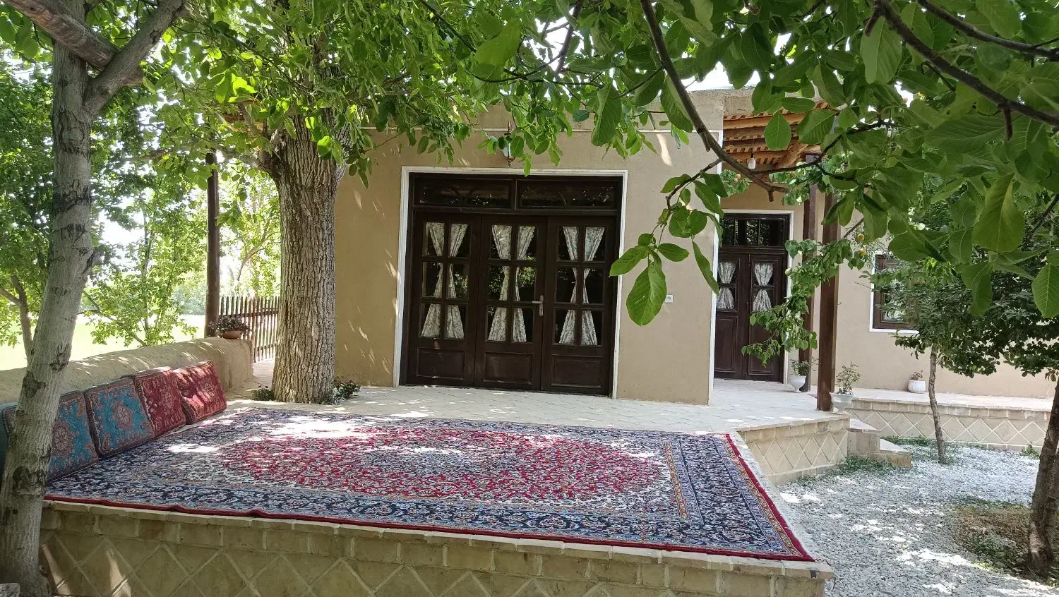 خانه باغ سنتی دربست ویو ابدی|اجارهٔ کوتاهمدت آپارتمان و سوئیت|خوانسار, |دیوار