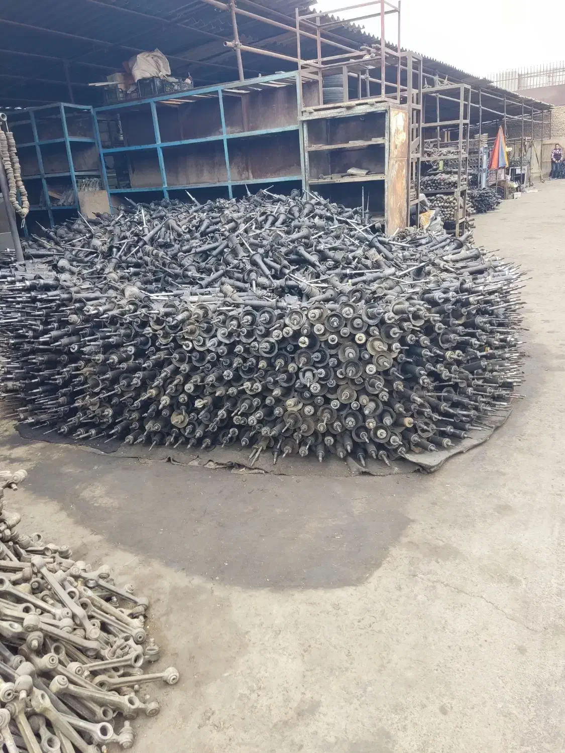 کمک ماشین استوک و نو|قطعات یدکی و لوازم جانبی|کرمان, |دیوار