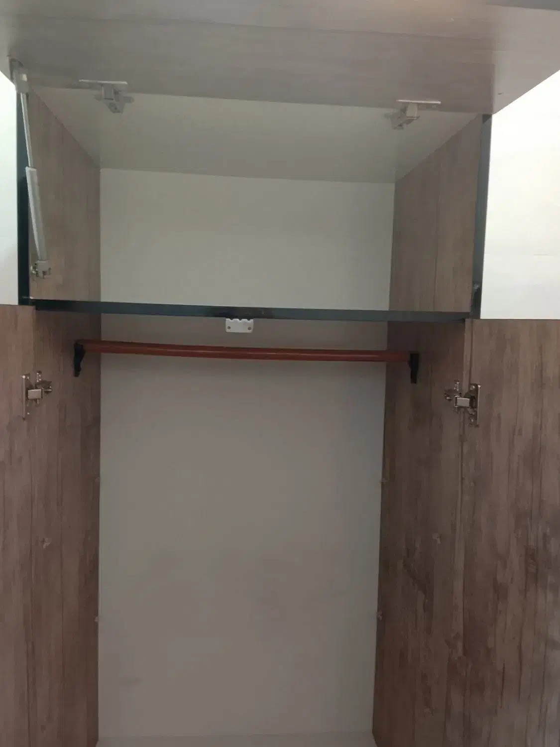 کمد و جا لباسی و پنکه خراب|جاکفشی، کمد، دراور|قم, نخودی|دیوار