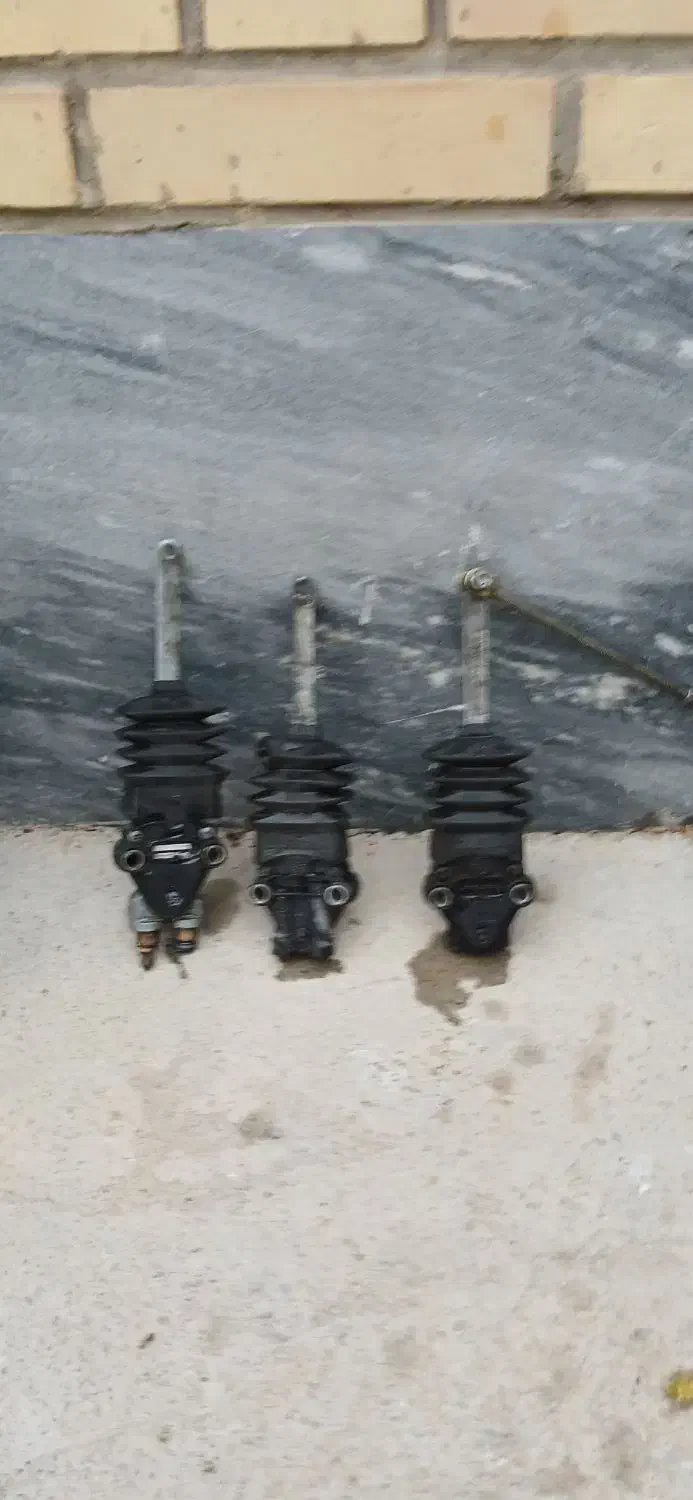 لوازم کشنده دنیز|قطعات یدکی و لوازم جانبی|چادگان, |دیوار