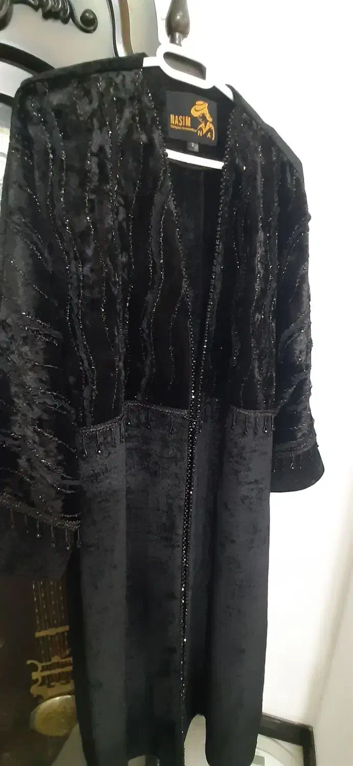 مانتو|لباس|قدس, شهر‌قدس|دیوار