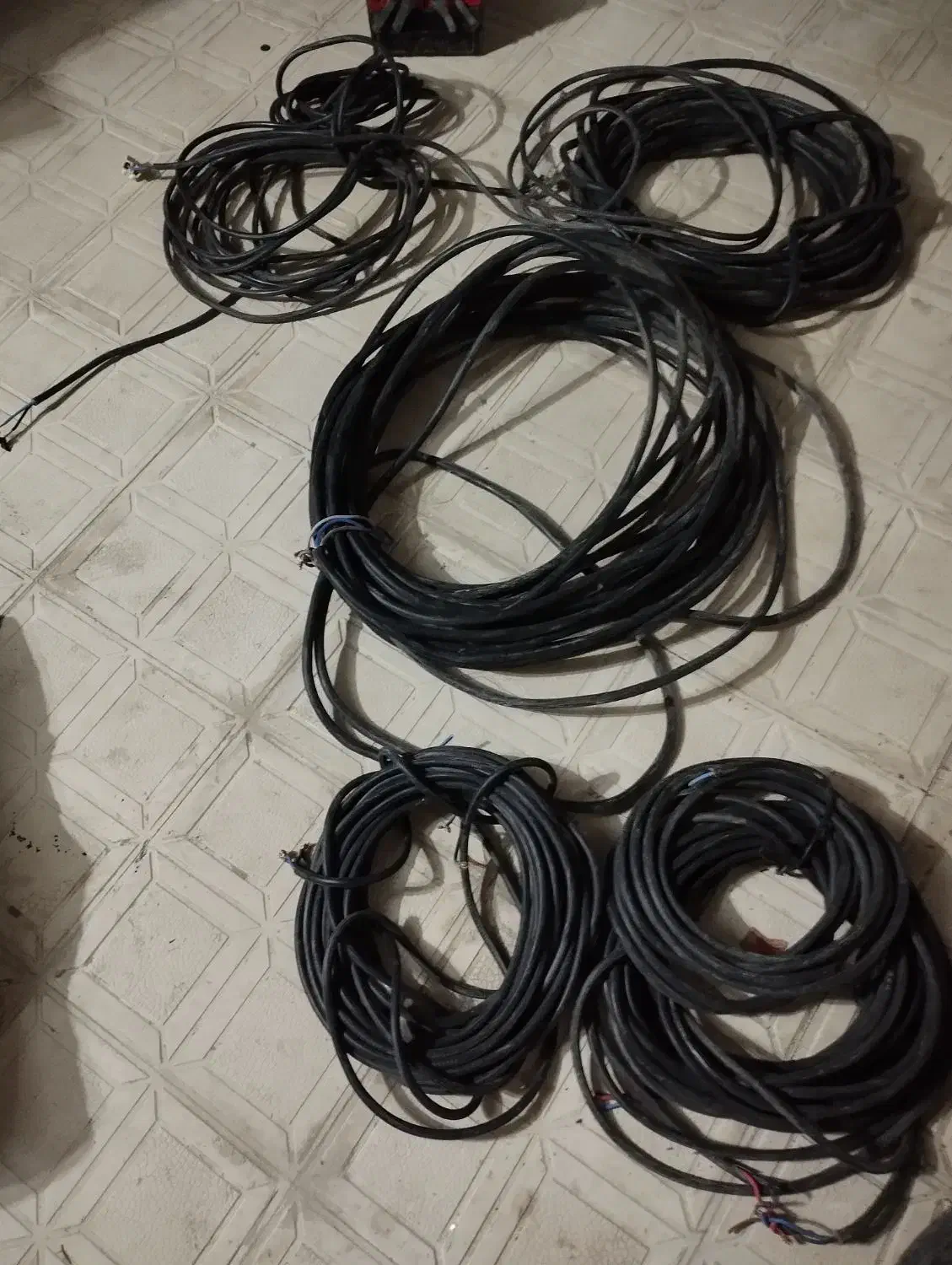 کاپل برق|مصالح و تجهیزات ساختمان|خانمیرزا, |دیوار