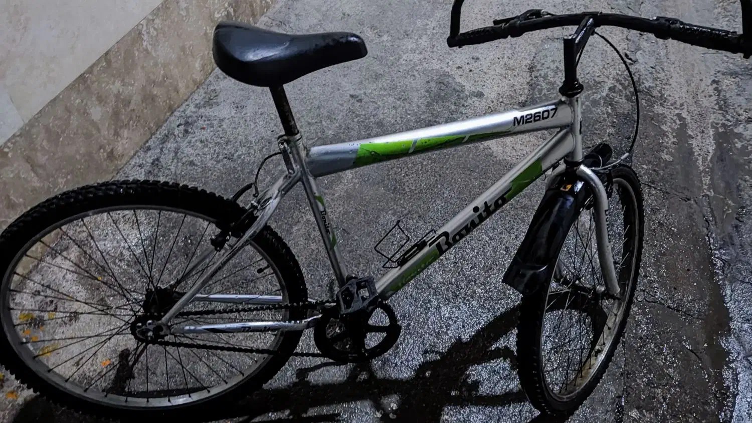 دوچرخه 26 نقره ای سالم|دوچرخه، اسکیت، اسکوتر|ساوه, |دیوار