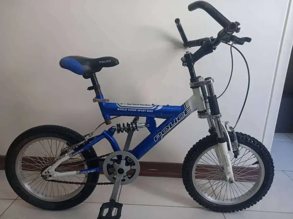 دوچرخه ۱۶ پلیس|دوچرخه، اسکیت، اسکوتر|تهران, نارمک جنوبی|دیوار