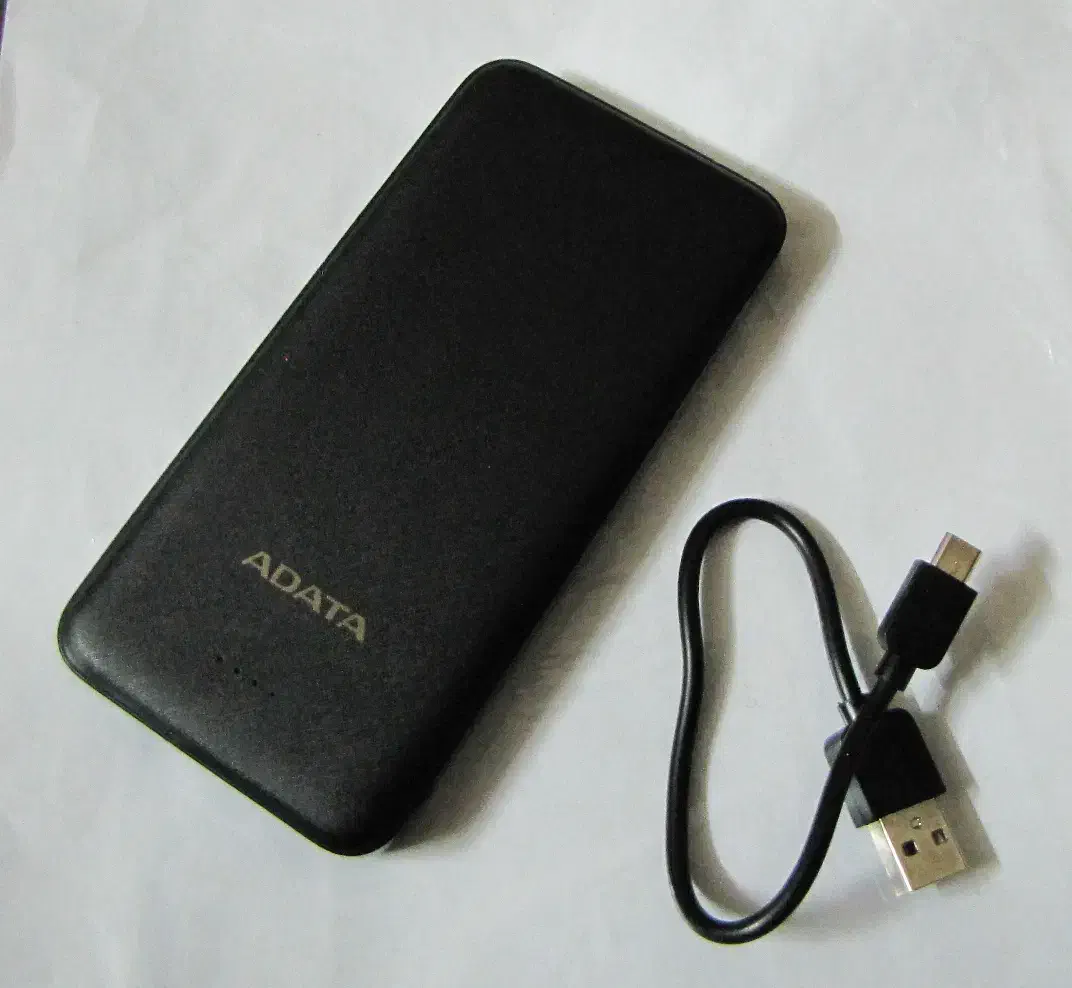 پاوربانک Adata با ظرفیت 10000|لوازم جانبی موبایل و تبلت|مشهد, نیروی هوایی|دیوار