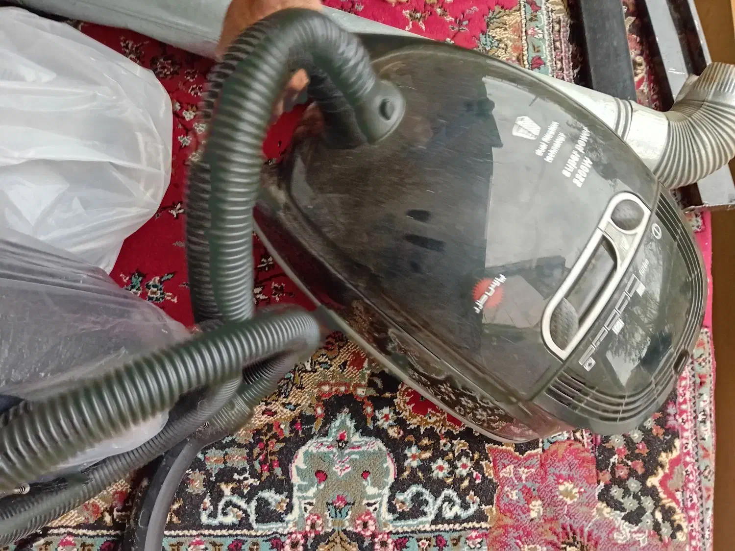 جاروبرقی سالم فروش فوری به علت کمبودجا|جاروبرقی، جارو شارژی، بخارشو|فومن, |دیوار