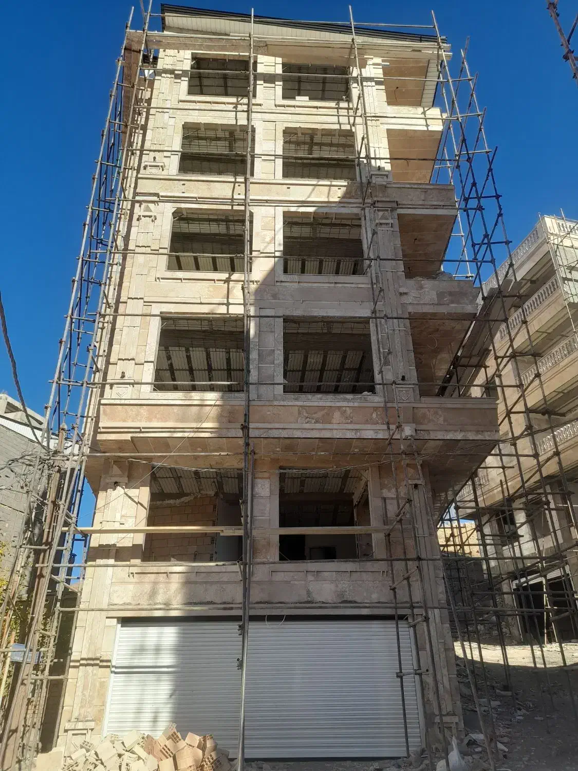 اپارتمان تک واحدی ویو بدون مشابه|فروش آپارتمان|طالقان, |دیوار