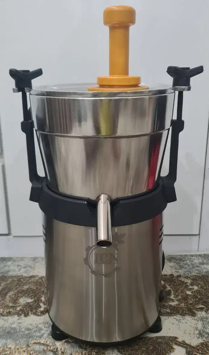 آبمیوه گیری صنعتی|آبمیوهگیر و آبمرکباتگیر|اهواز, کوی نفت|دیوار