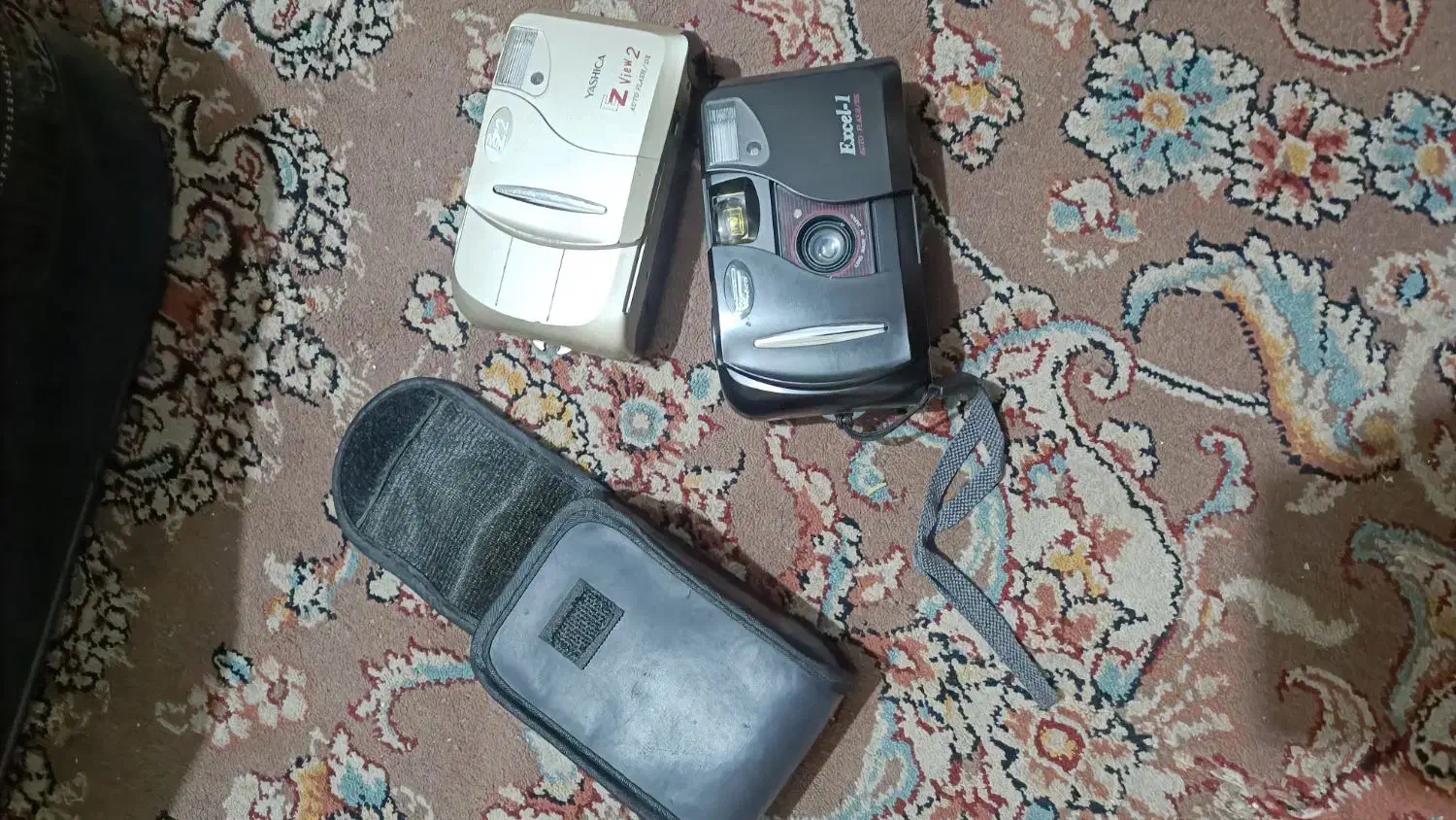 2عدد دوربین عکاسی درحدنو|دوربین عکاسی و فیلم‌برداری|تهران, شهید اسدی|دیوار