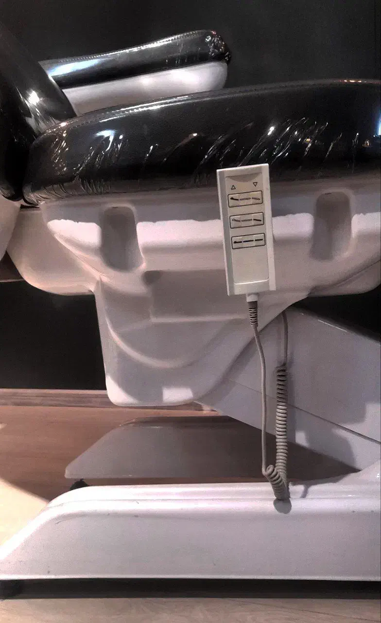 صندلی زیبایی سه موتوره|آرایشگاه و سالنهای زیبایی|مشهد, بهارستان|دیوار