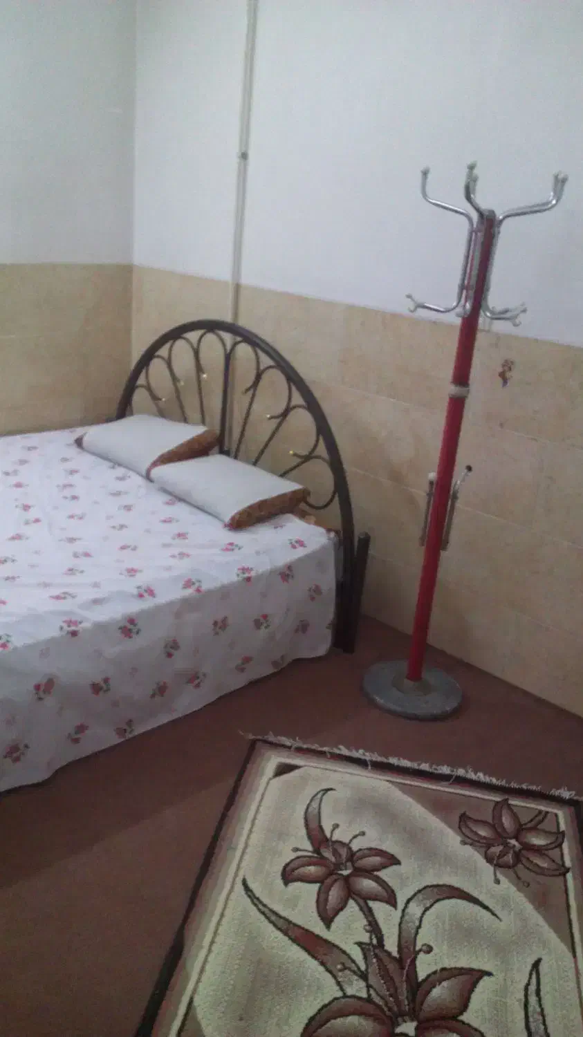 سوییت تمیز کم پله دربست با پارکینگ بدون پارکینگ|اجارهٔ کوتاه‌مدت آپارتمان و سوئیت|یزد, |دیوار