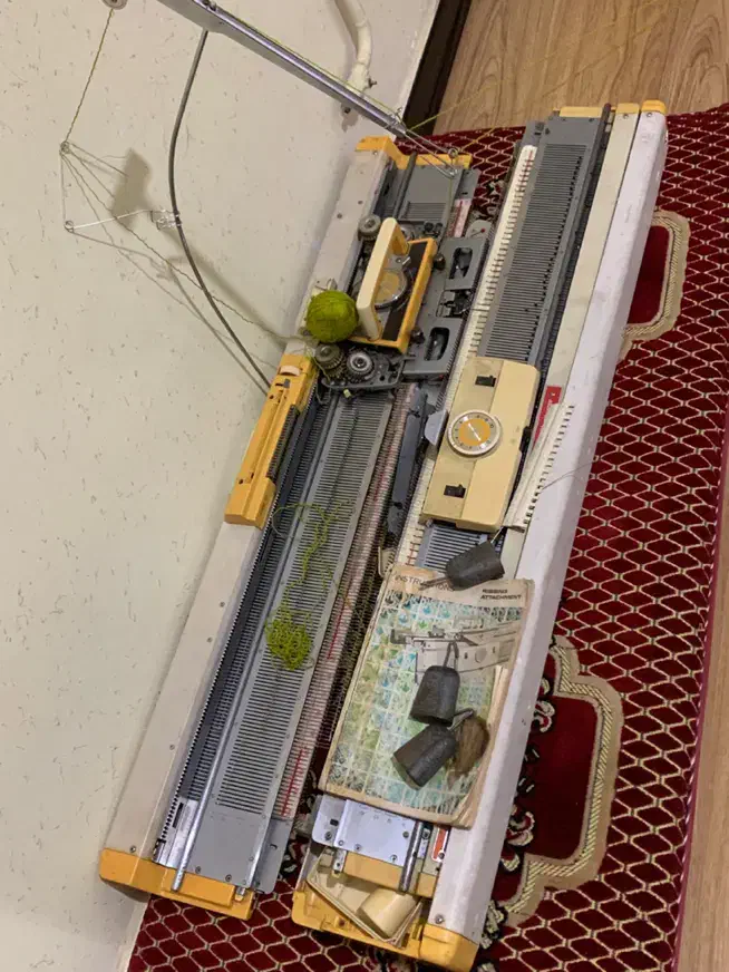 دستگاه بافت|چرخ خیاطی و ریسندگی|پارس‌آباد, |دیوار