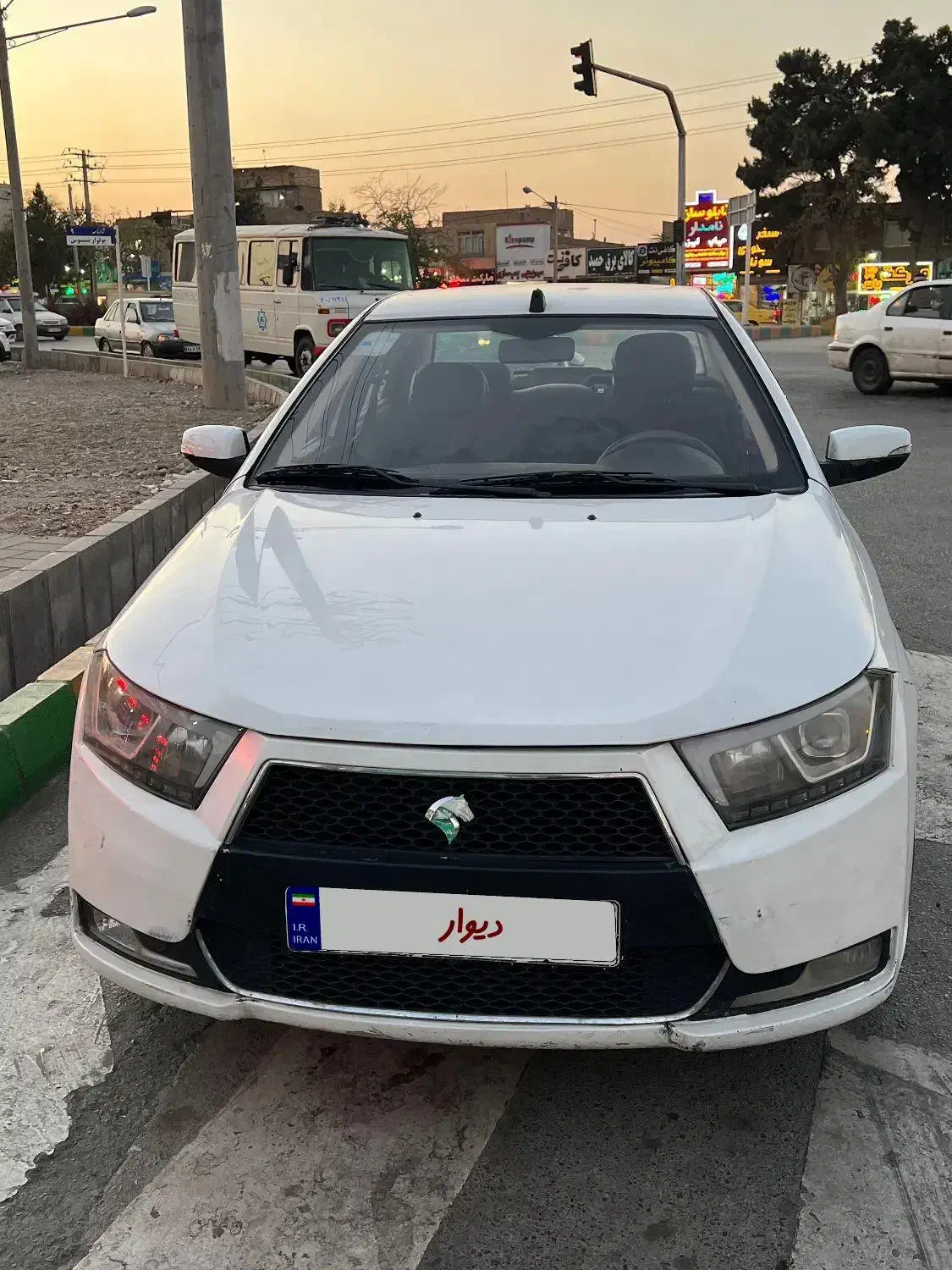 دنا معمولی ۹۵|خودرو سواری و وانت|مشهد, سازمان آب|دیوار