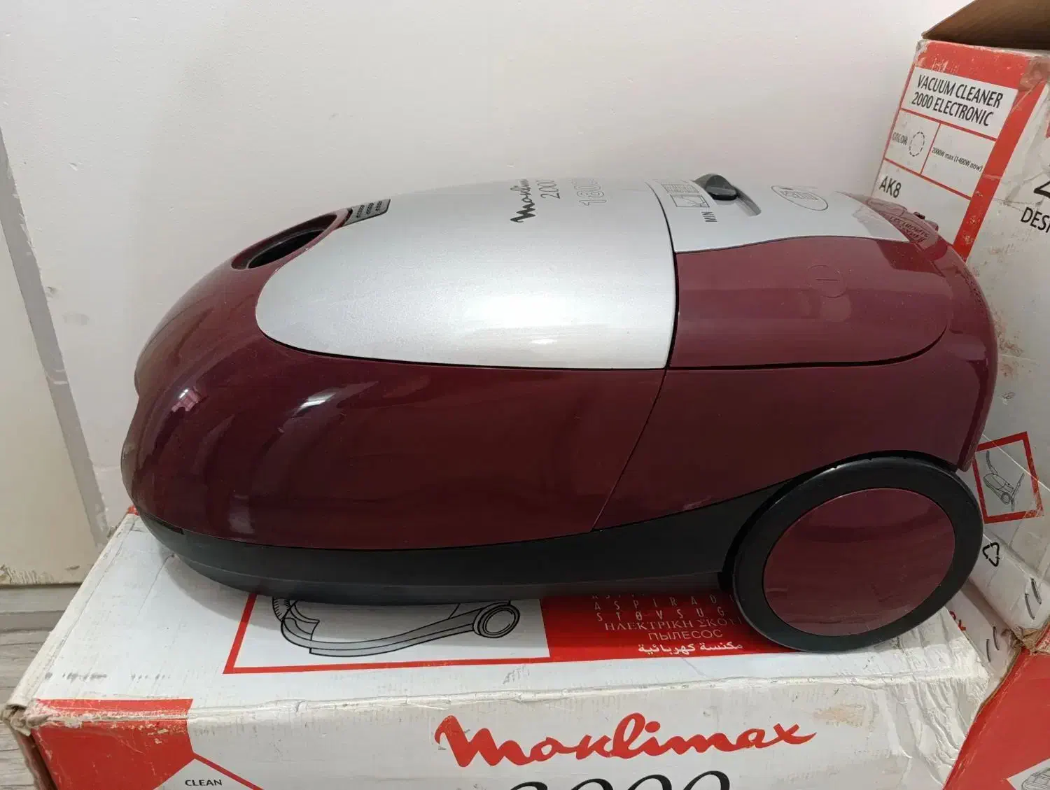 فروش جاروبرقی مولینکس 1800 وات|جاروبرقی، جارو شارژی، بخارشو|کاشان, شاهد|دیوار
