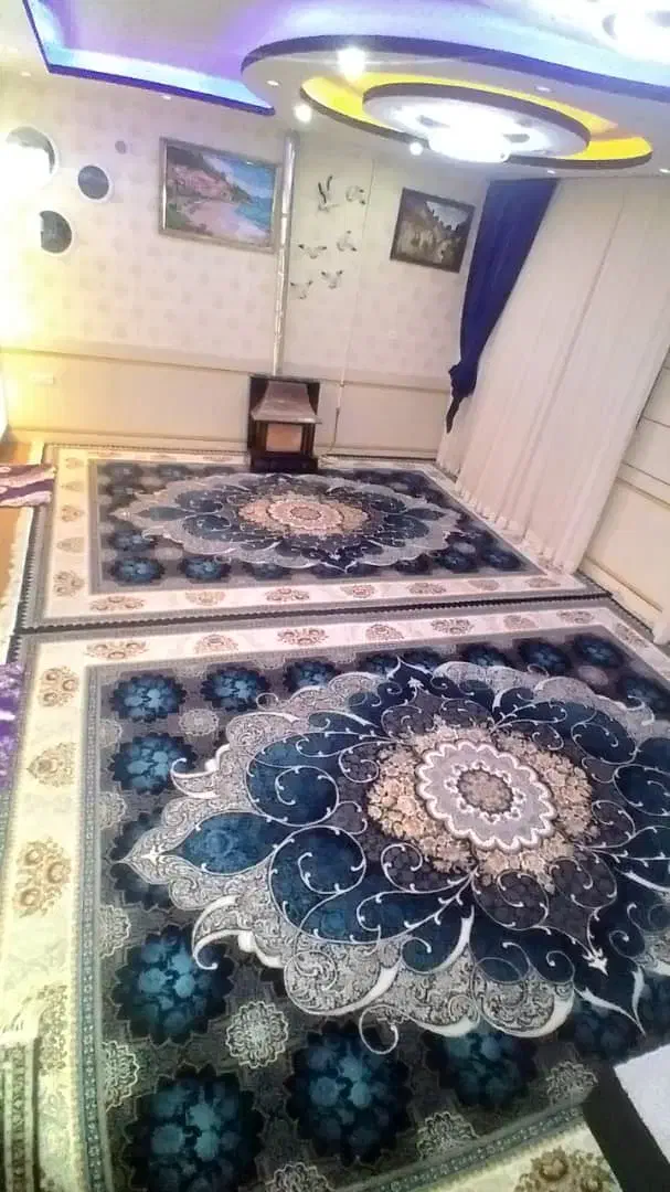 قالی ۷۰۰ شانه تراکم ۲۵۵۰ صدرصد اکریل|فرش|جونقان, |دیوار