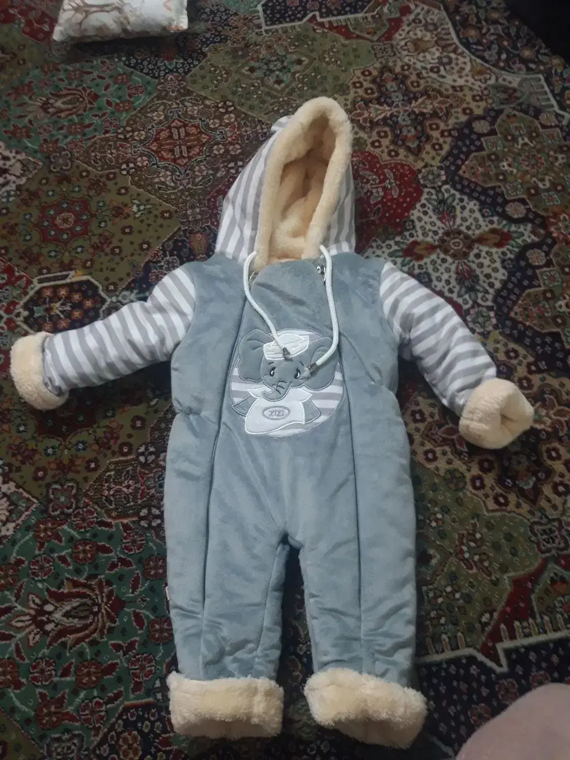 فروش سرهمی زمستونی|کفش و لباس بچه|مشهد, شیرودی|دیوار