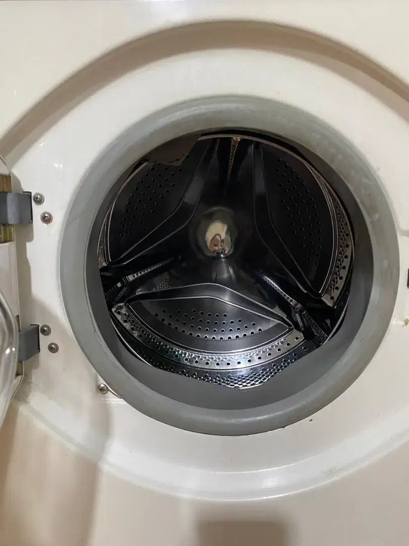 لباسشویی هایر|ماشین لباسشویی و خشککن لباس|رشت, رشتیان|دیوار