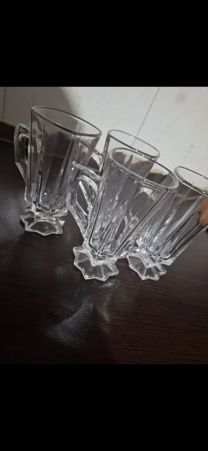 استکان نو|ظروف سرو و پذیرایی|پاکدشت, حصار امیر|دیوار