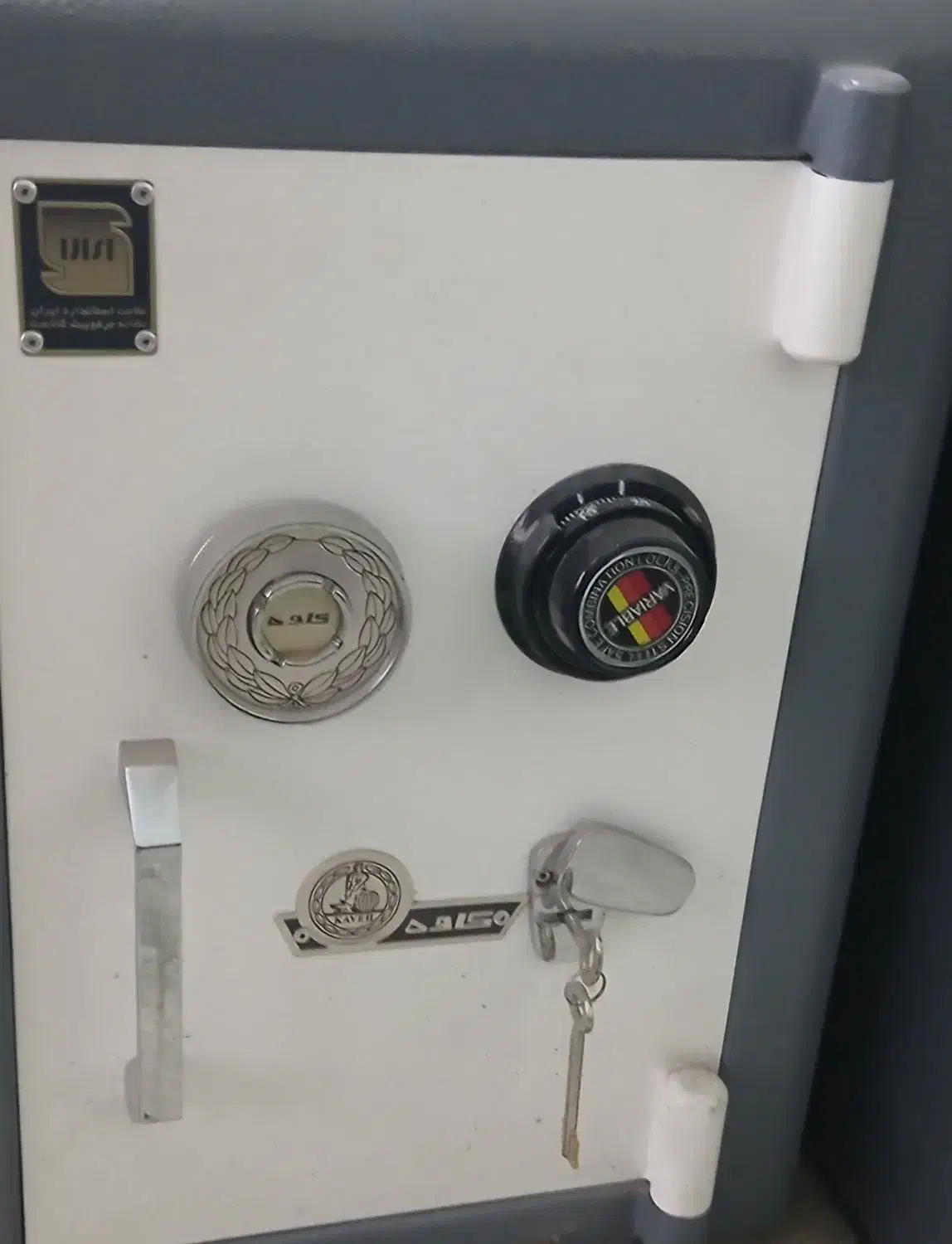 گاوصندوق کاوه ۲۵۰kr رمز تایوانی اصلی درحدنو|ابزارآلات|تهران, شهرک طالقانی|دیوار