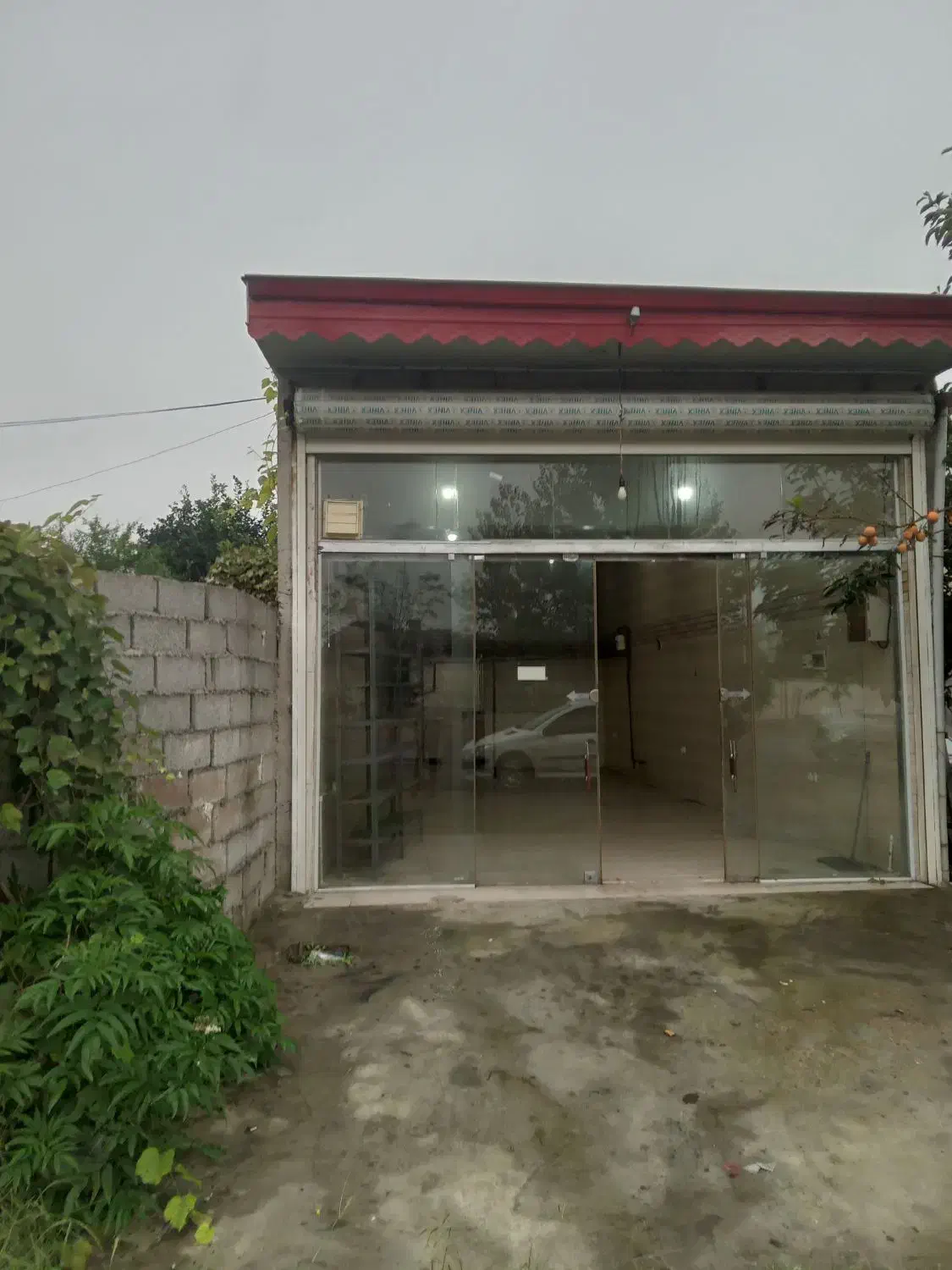 فروش یک باب مغازه ۵۷ متردرجاده سنگر|فروش مغازه و غرفه|رشت, بیجارپس|دیوار